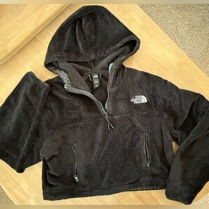 North Face Women's Osito ½ Zip Hoodie